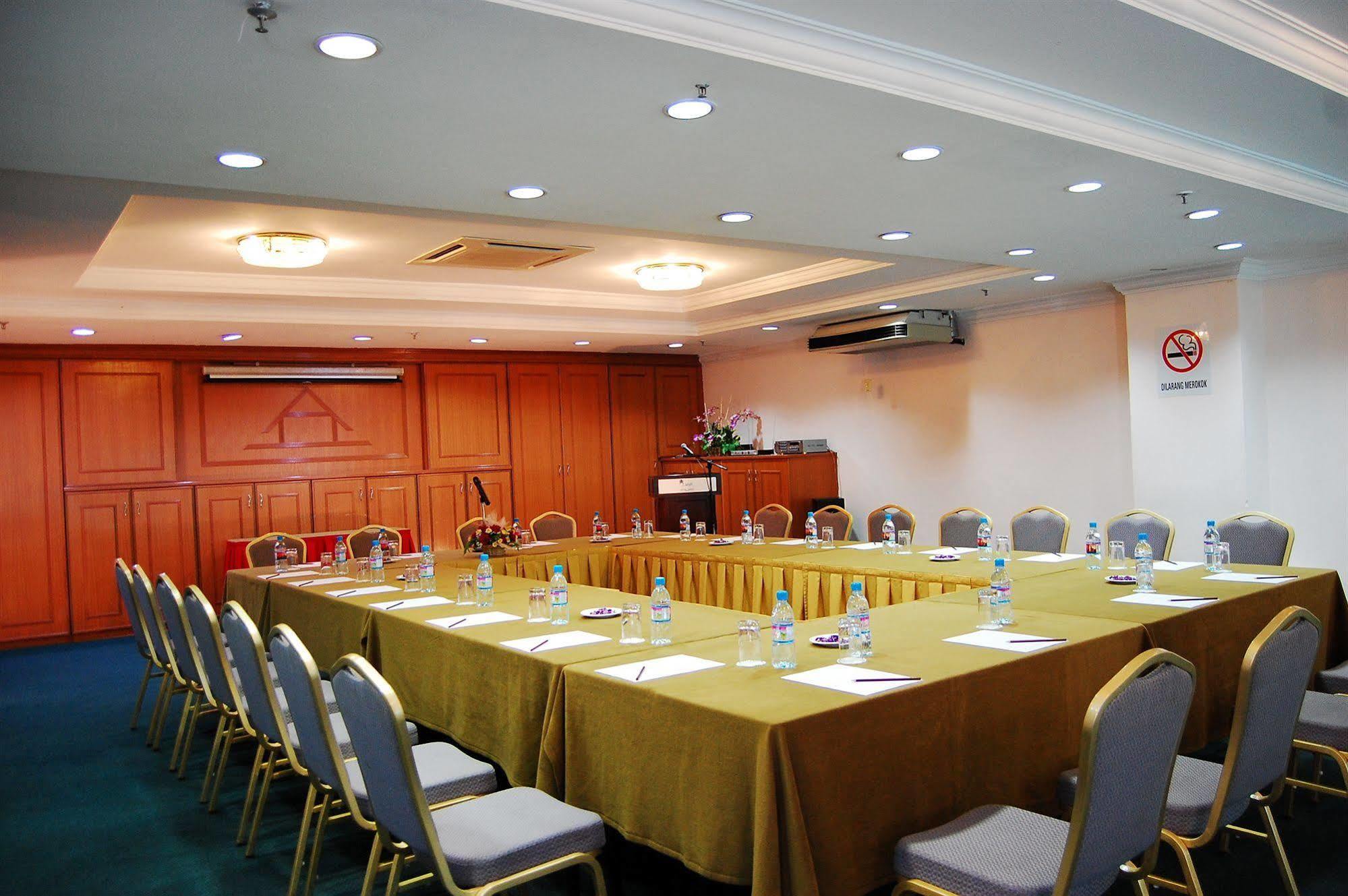 Orkid Hotel Melaka Kültér fotó